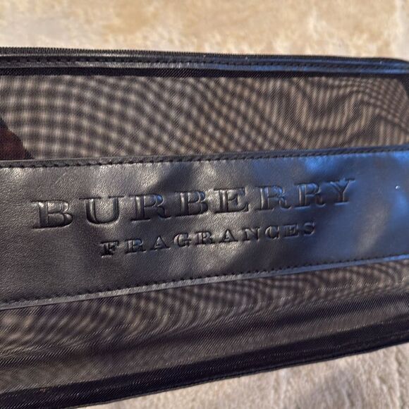 Burberry Fragrance Bag with mesh feature black EUC - Picture 2 of 7